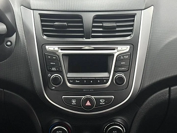 Hyundai Solaris, 2016г, передний привод, автомат