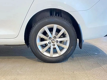 Skoda Rapid, 2021г, передний привод, автомат