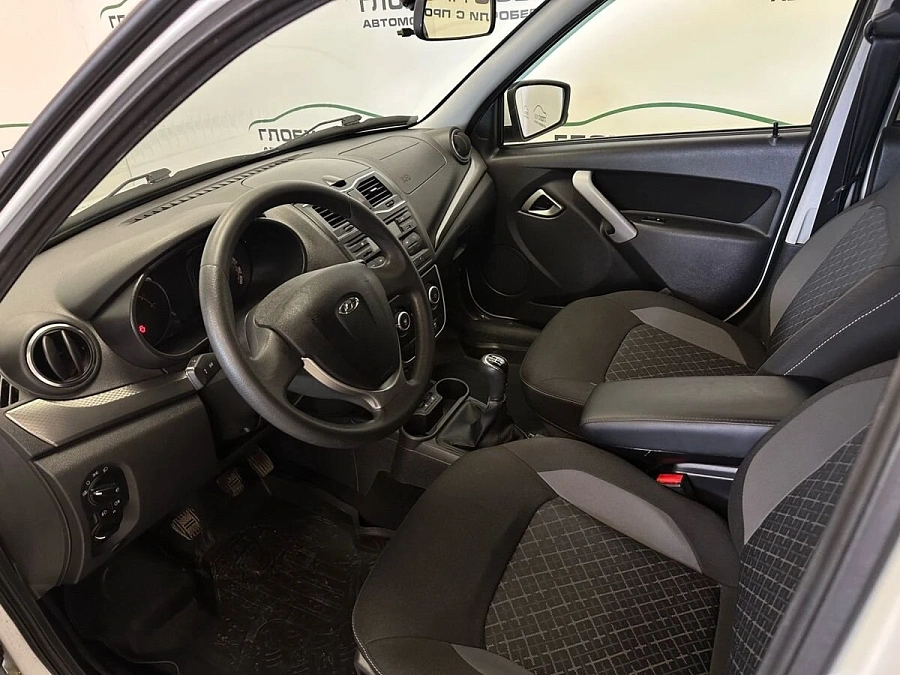 Lada (ВАЗ) Granta, 2019г., передний привод, механика