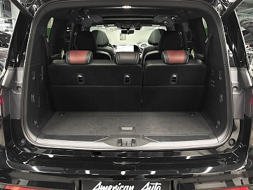 Infiniti QX80, 2025г, полный привод, автомат