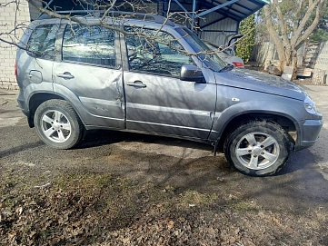 Chevrolet Niva, 2013г., полный привод, механика