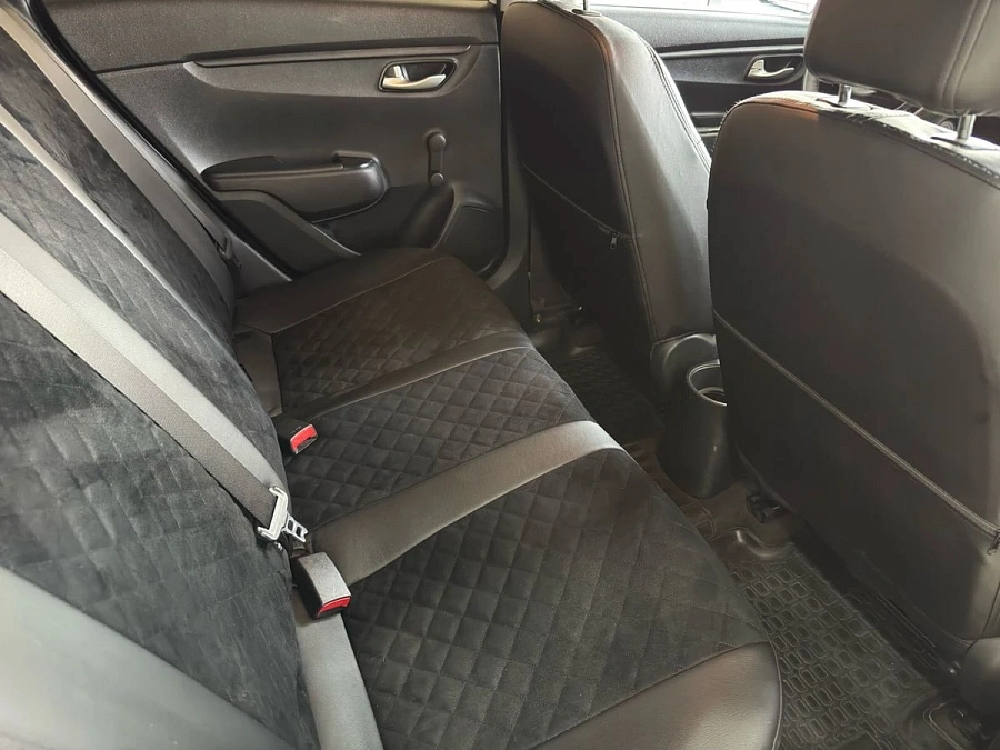 Kia Rio, 2018г., передний привод, механика