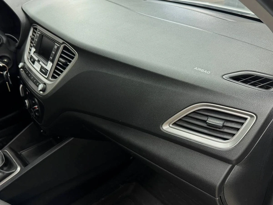 Solaris HS, 2024г., передний привод, механика