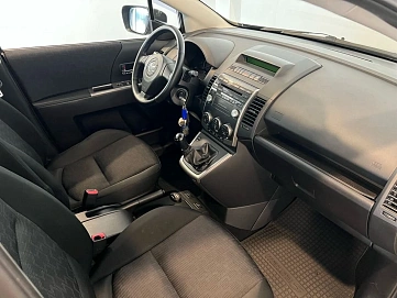 Mazda 5, 2008г, передний привод, механика