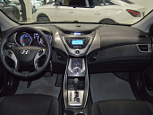 Hyundai Elantra, 2013г., передний привод, автомат