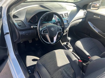 Hyundai Solaris, 2014г., передний привод, механика