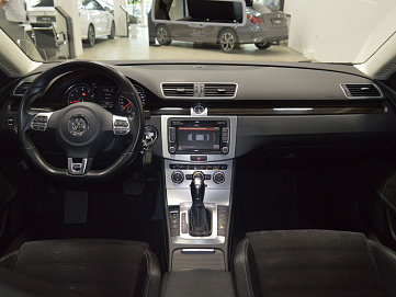 Volkswagen Passat CC, 2013г, передний привод, робот