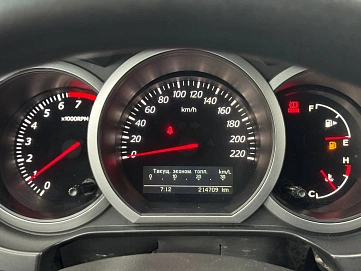 Suzuki Grand Vitara, 2008г, полный привод, механика