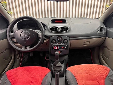Renault Clio, 2006г, передний привод, механика