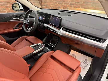 BMW X2, 2025г, передний привод, робот