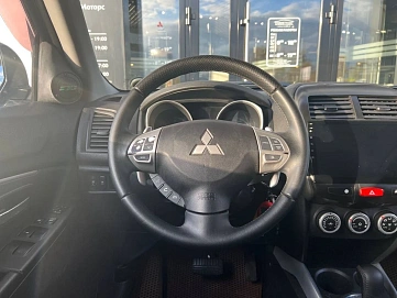Mitsubishi ASX, 2011г, передний привод, автомат