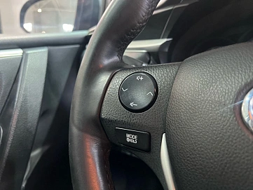 Toyota Corolla, 2013г, передний привод, автомат