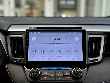 Toyota RAV4, 2017г, полный привод, вариатор