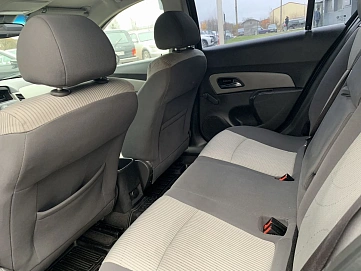 Chevrolet Cruze, 2011г, передний привод, механика