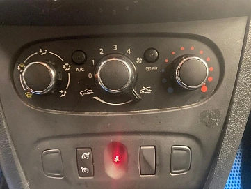 Renault , 2016г., передний привод, автомат