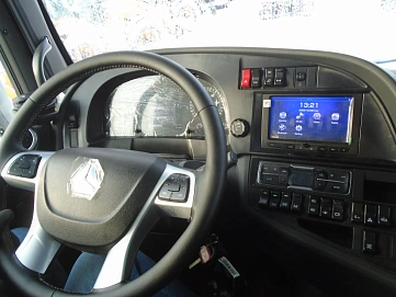 Sinotruk Sitrak C7H, 2023г, Автомат