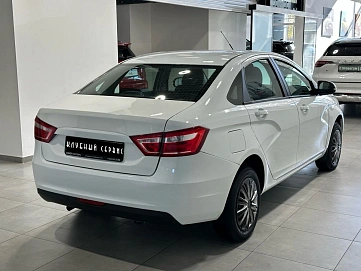 Lada (ВАЗ) Vesta, 2019г, передний привод, механика