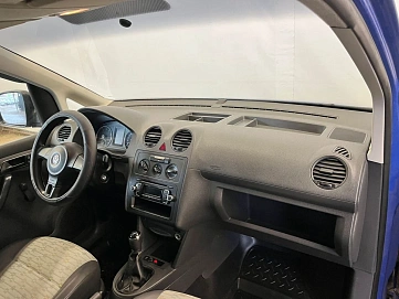 Volkswagen Caddy, 2012г, передний привод, механика