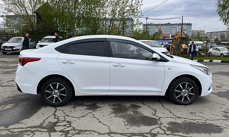 Hyundai Solaris, 2019г, передний привод, автомат