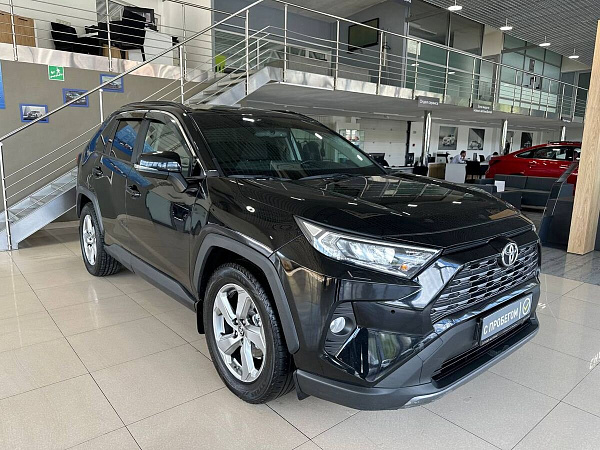 Toyota RAV4, 2020г., полный привод, вариатор