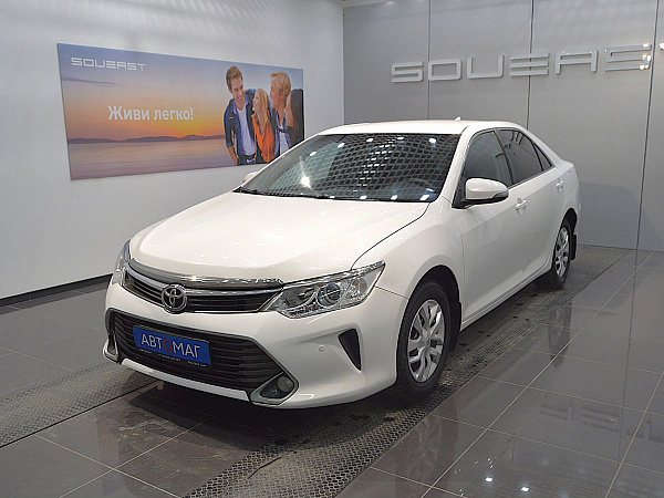 Toyota Camry, 2017г., передний привод, автомат