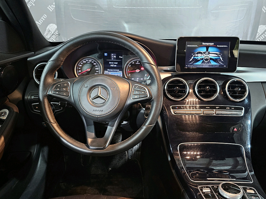 Mercedes-Benz , 2016г., задний привод, автомат