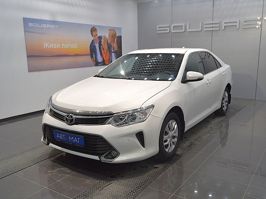 Toyota Camry, 2017г., передний привод, автомат