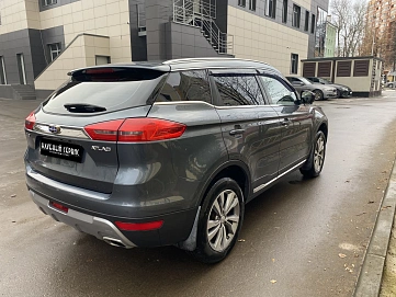Geely Atlas, 2019г, передний привод, автомат