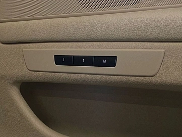 BMW , 2012г., передний привод, автомат