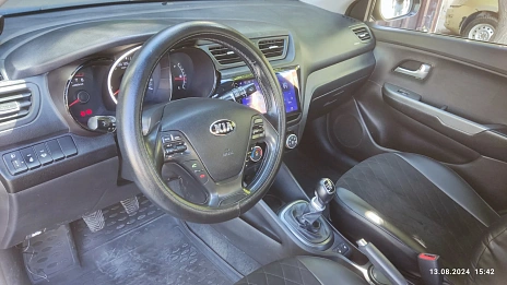 Kia Rio, 2015г, передний привод, механика