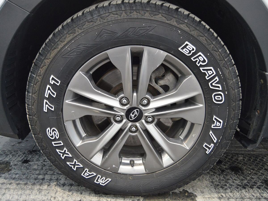 Hyundai Santa Fe, 2015г., полный привод, автомат