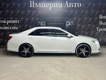 Toyota Camry, 2014г, передний привод, автомат