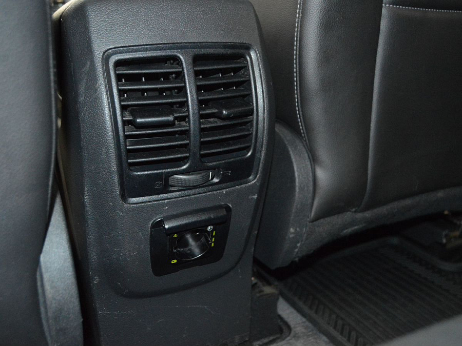 Ford Kuga, 2014г., передний привод, автомат