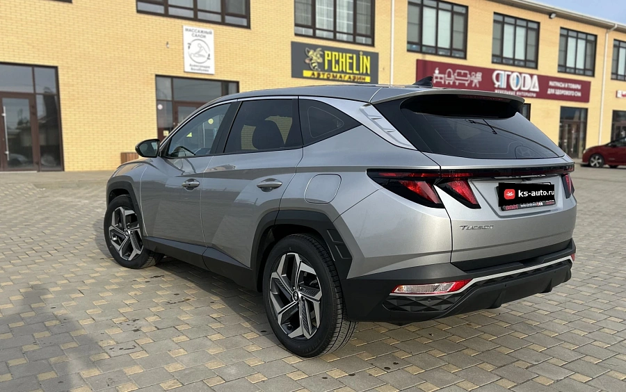 Hyundai Tucson, 2021г., передний привод, автомат