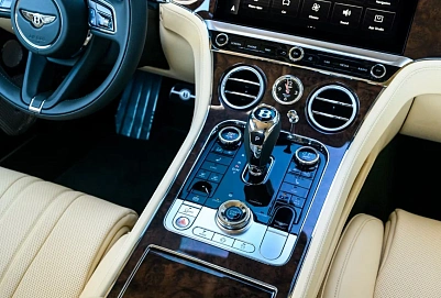 Bentley Continental GT, 2026г., полный привод, робот
