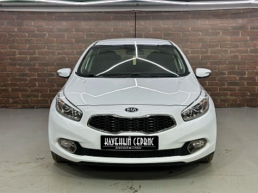 Kia Ceed, 2013г, передний привод, автомат