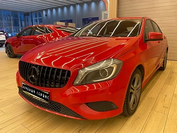 Mercedes-Benz A-Класс, 2015г, передний привод, робот