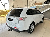 Mitsubishi Outlander, 2012г., полный привод, вариатор
