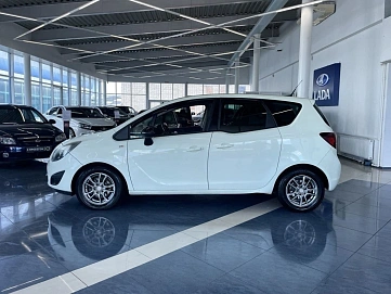 Opel Meriva, 2013г, передний привод, автомат