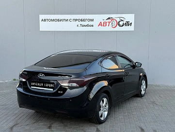 Hyundai Elantra, 2013г, передний привод, автомат