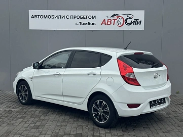 Hyundai Solaris, 2011г, передний привод, механика