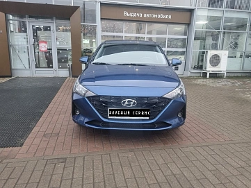 Hyundai Solaris, 2021г, передний привод, автомат