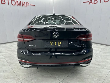 Volkswagen Lavida, 2022г, передний привод, робот