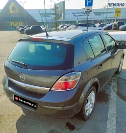 Opel Astra, 2012г, передний привод, механика
