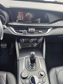 Alfa Romeo Stelvio, 2019г, полный привод, автомат