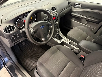 Ford Focus, 2010г, передний привод, механика