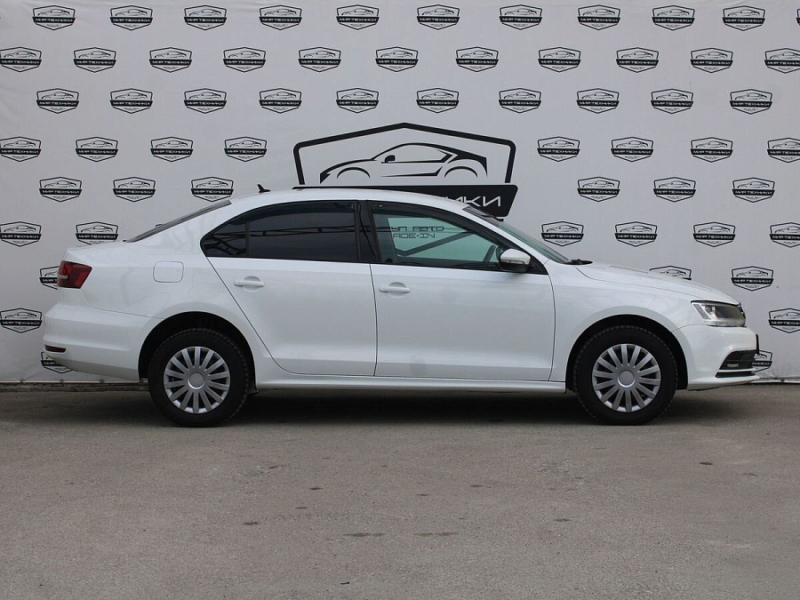 Volkswagen Jetta, 2016г., передний привод, автомат
