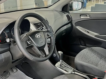 Hyundai Solaris, 2016г, передний привод, автомат
