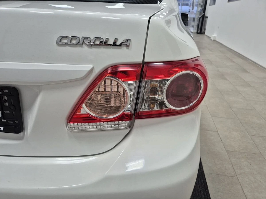 Toyota Corolla, 2011г., передний привод, автомат