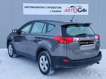 Toyota RAV4, 2014г, передний привод, вариатор